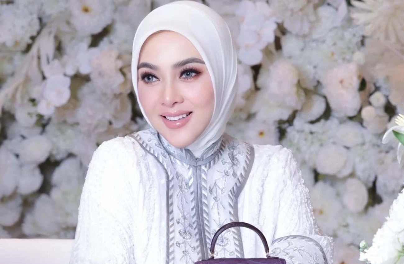 Kenang Sosok Hengki Kawilarang, Syahrini: Beliau Tidak Pernah Marah