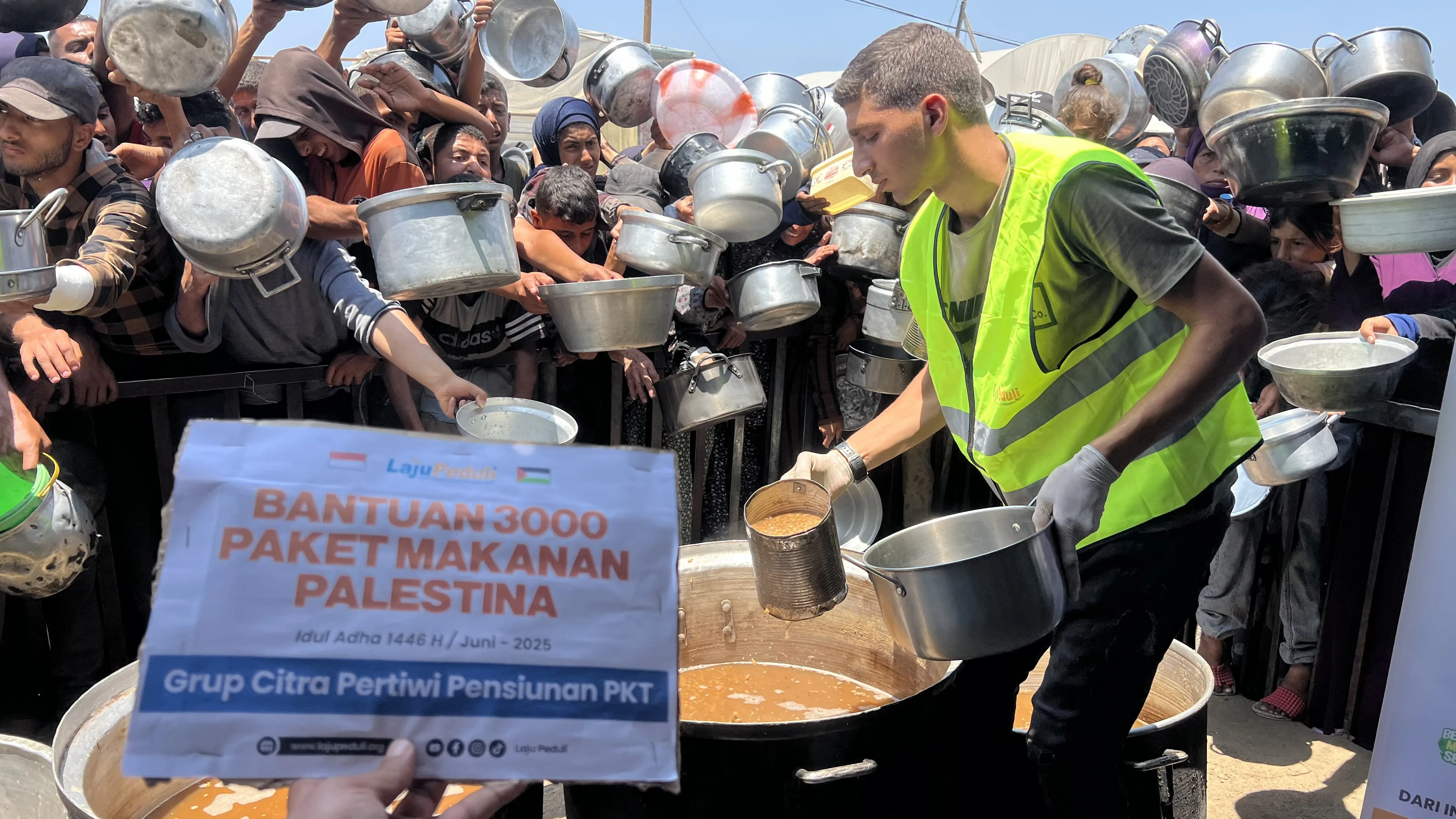 Laju Peduli Salurkan 3.000 Paket Makanan untuk Warga Gaza