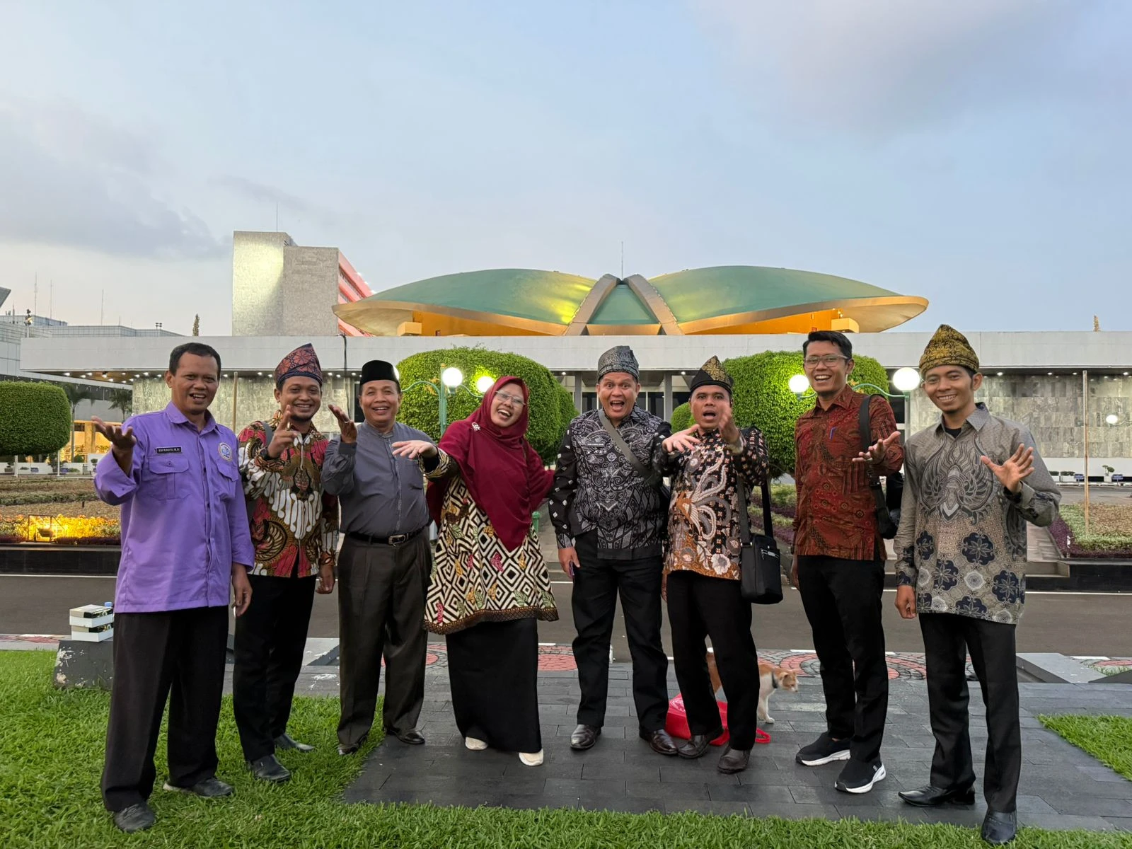 5 Berita Terpopuler: PPPK Minta Jadi PNS, Honorer Khawatir Banyak Nepotisme, Dasco Minta Semua Tetap Tenang
