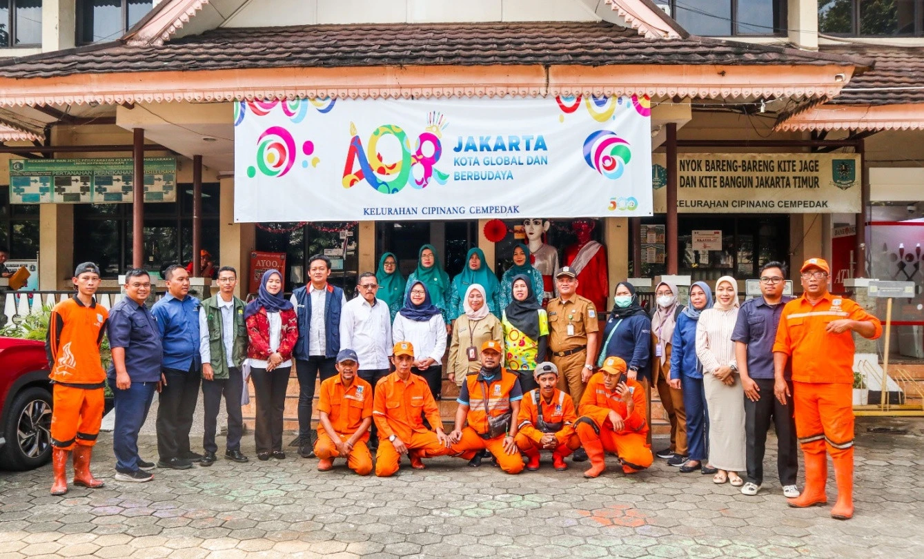 Ciptakan Lingkungan yang Sehat, Brantas Abipraya Resmikan STBM di Cipinang