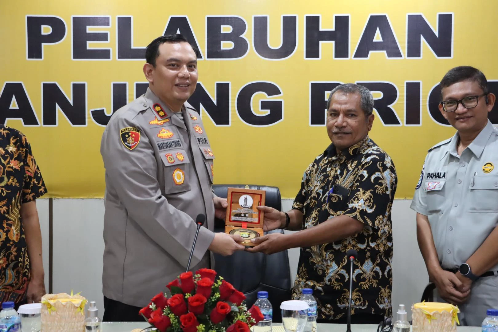 Polres Priok Sosialisasikan Gerakan Penertiban Truk Over-dimensi dan Overloading