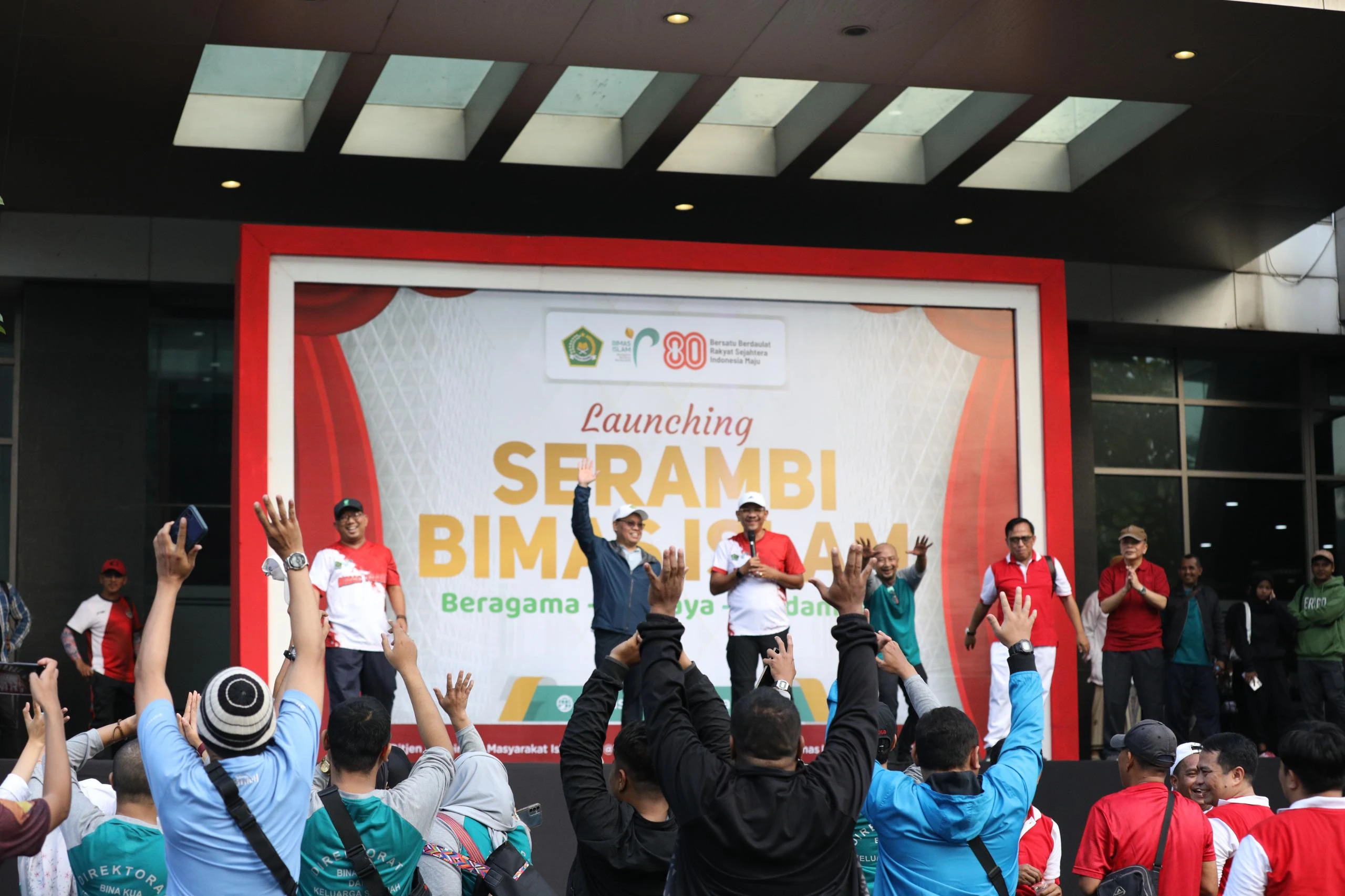 Kemenag Gelar Serambi Bimas Islam, Sapa Rutin Warga di CFD dengan Dialog Terbuka