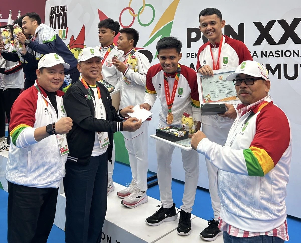 Aksi Gubernur Riau Pamer Beri Uang ke Anak Pacu Jalur Diprotes, Atlet PON: Bonus Kami Belum Cair!