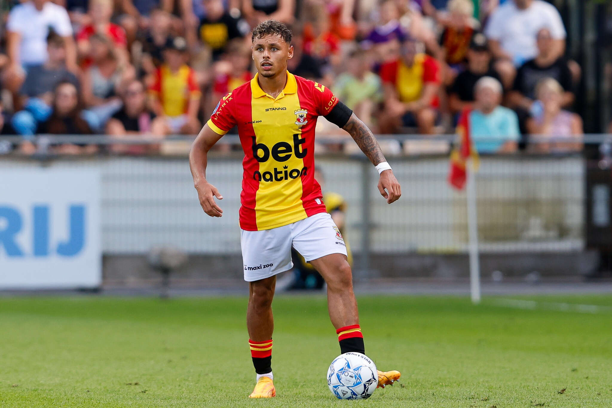 Dean James Pamer Skill Lawan PSV Eindhoven, Calvin Verdonk Wajib Waspada