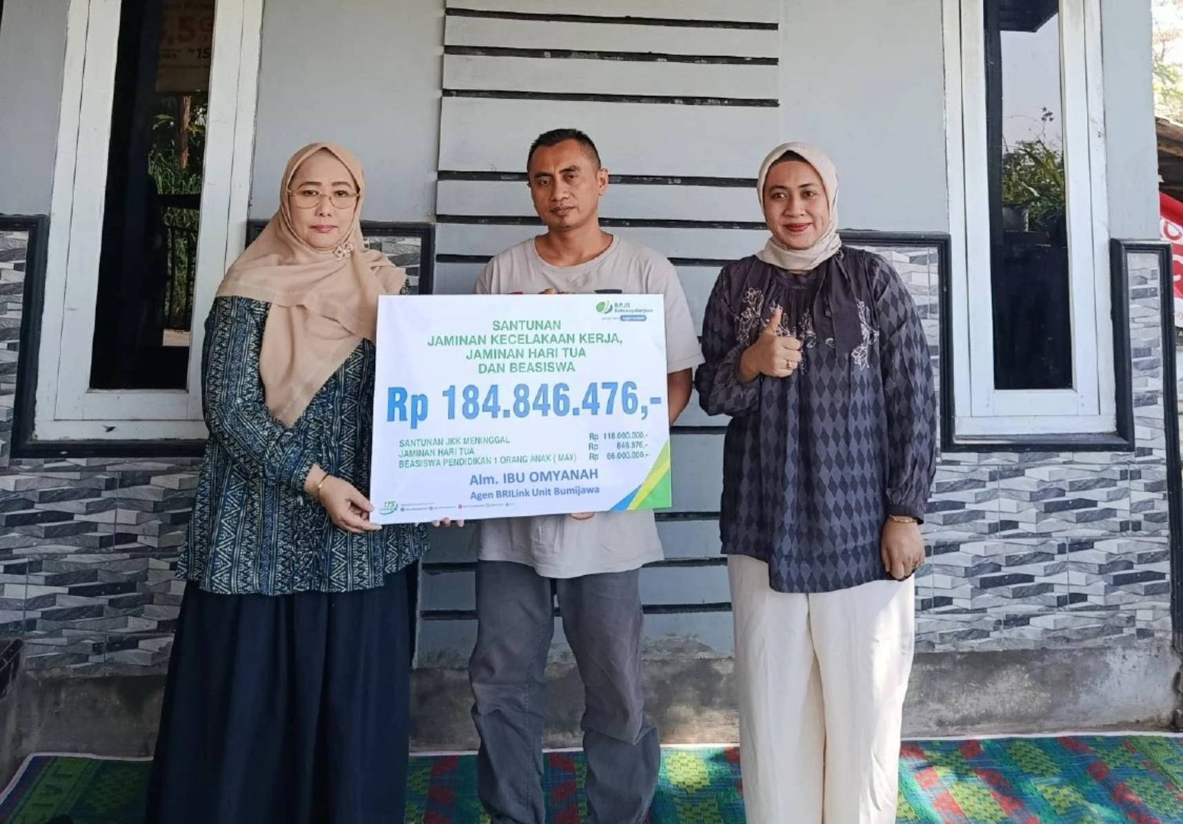 BPJS Ketenagakerjaan Serahkan Santunan Rp 184 Juta ke Ahli Waris AgenBRILink di Tegal