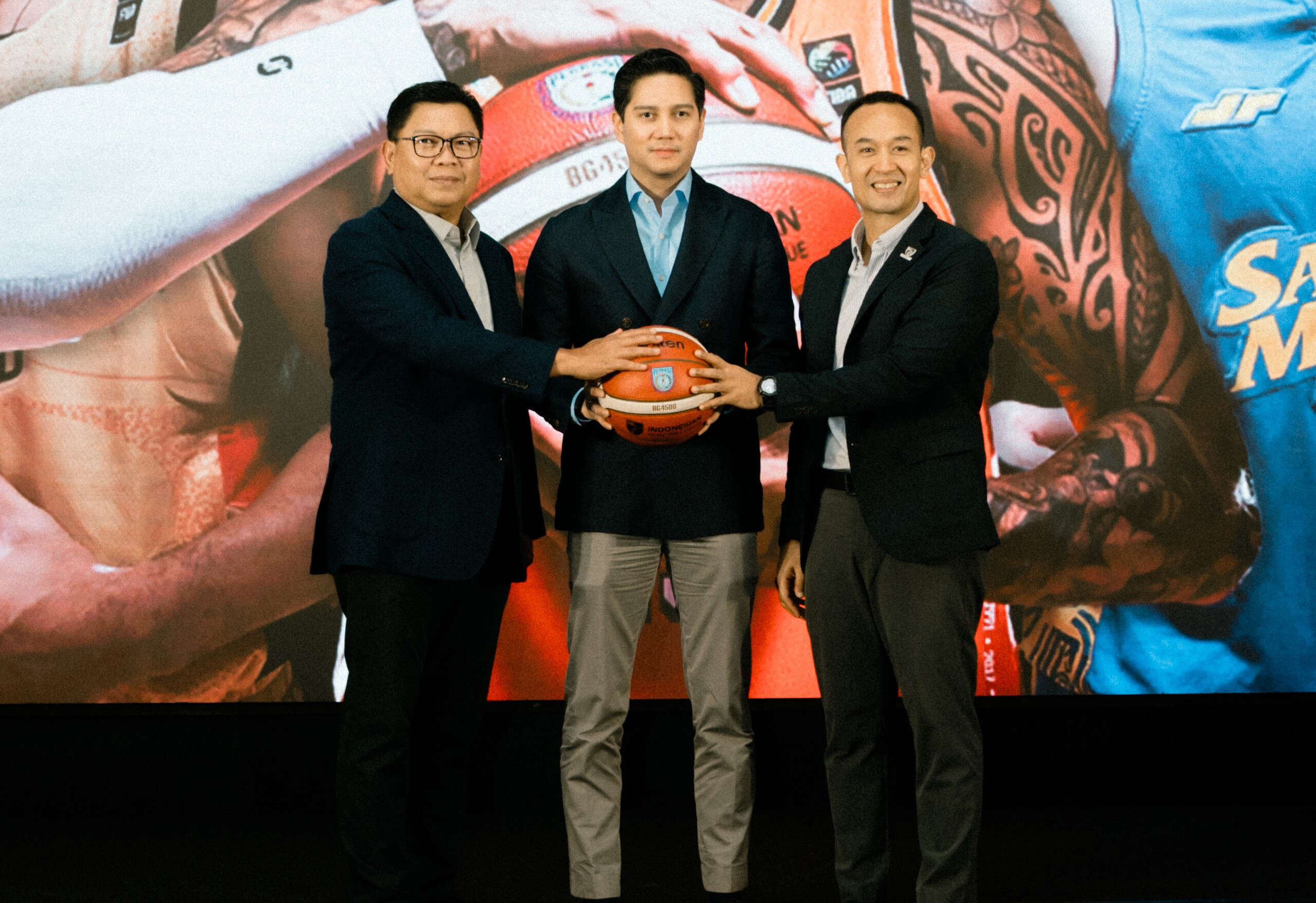 Bank Mandiri Resmi jadi Mitra Utama IBL 2025, Siap Memajukan Basket Nasional