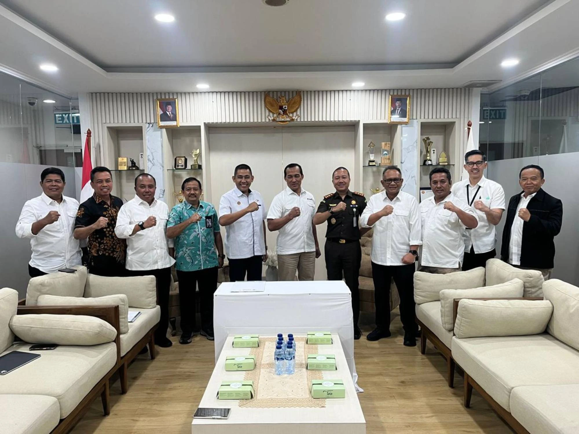 Perkuat Pengawasan Pengiriman Timah, Kejari Belitung Inisiasi Penandatanganan Pakta Integritas