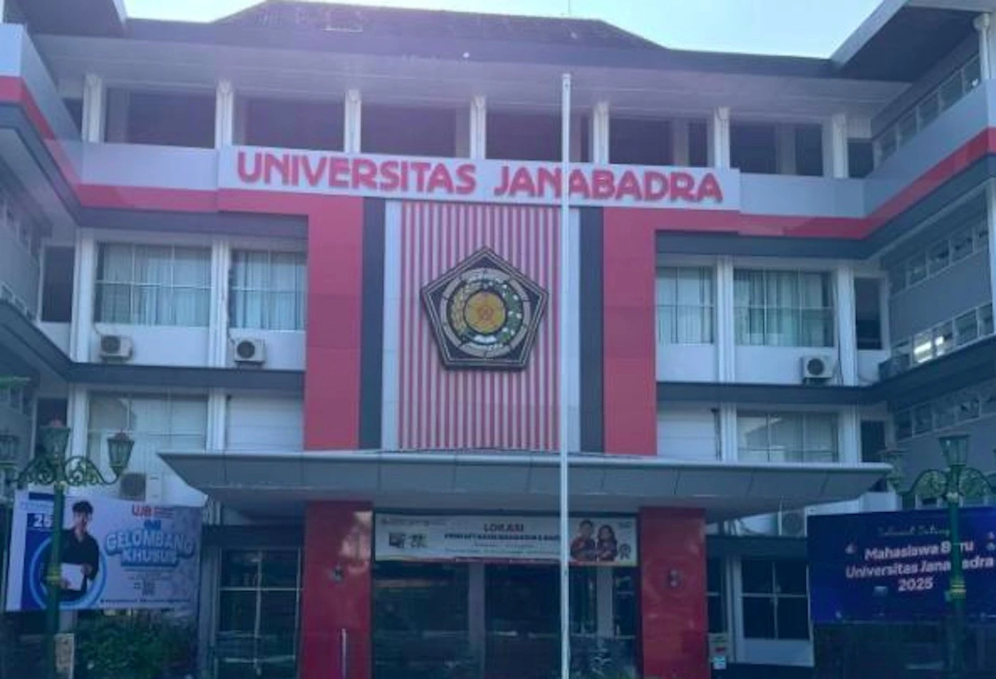 Peringati Dies Natalis ke-67 UJB, Alumni Bakal Gelar Acara Bernuansa Budaya dan Teknologi