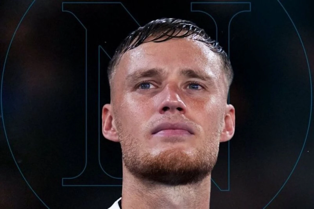 Bursa Transfer: Napoli Memboyong Sam Beukema dari Bologna