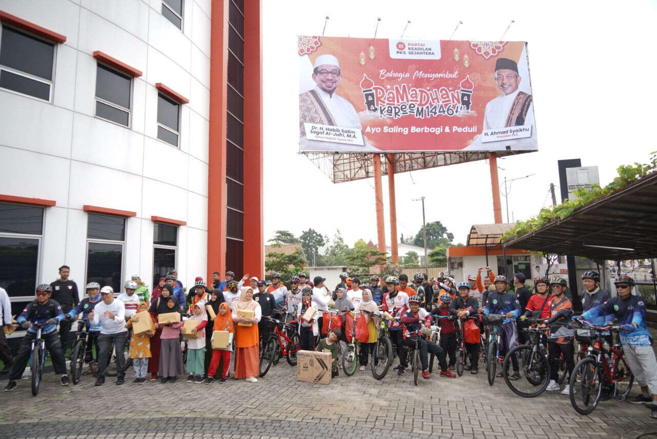 PKS Gelar Pawai Sepeda, HNW Ajak Umat Siapkan Fisik untuk Ramadan