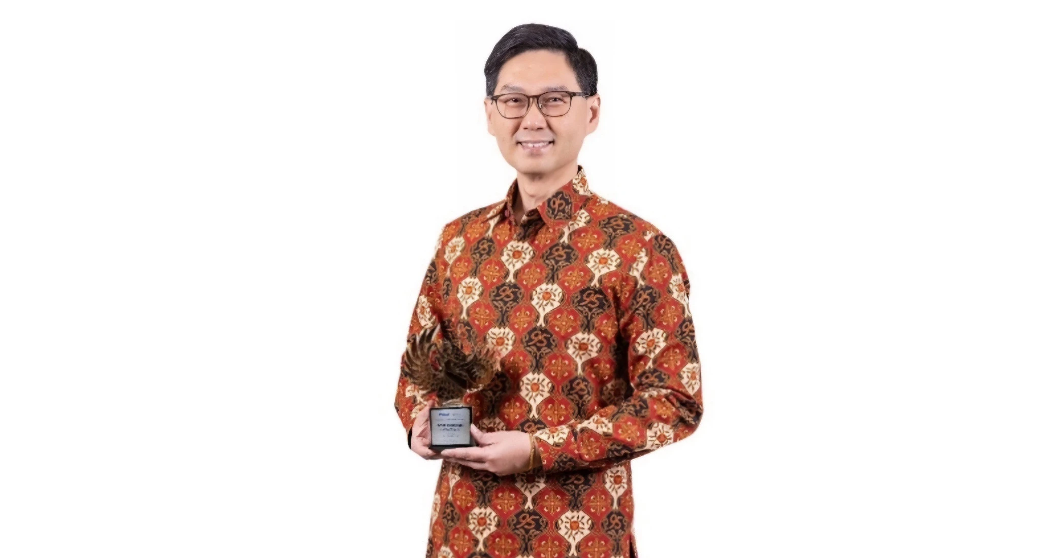 Presdir Sampoerna Ivan Cahyadi jadi CEO of the Year versi MLA 2025