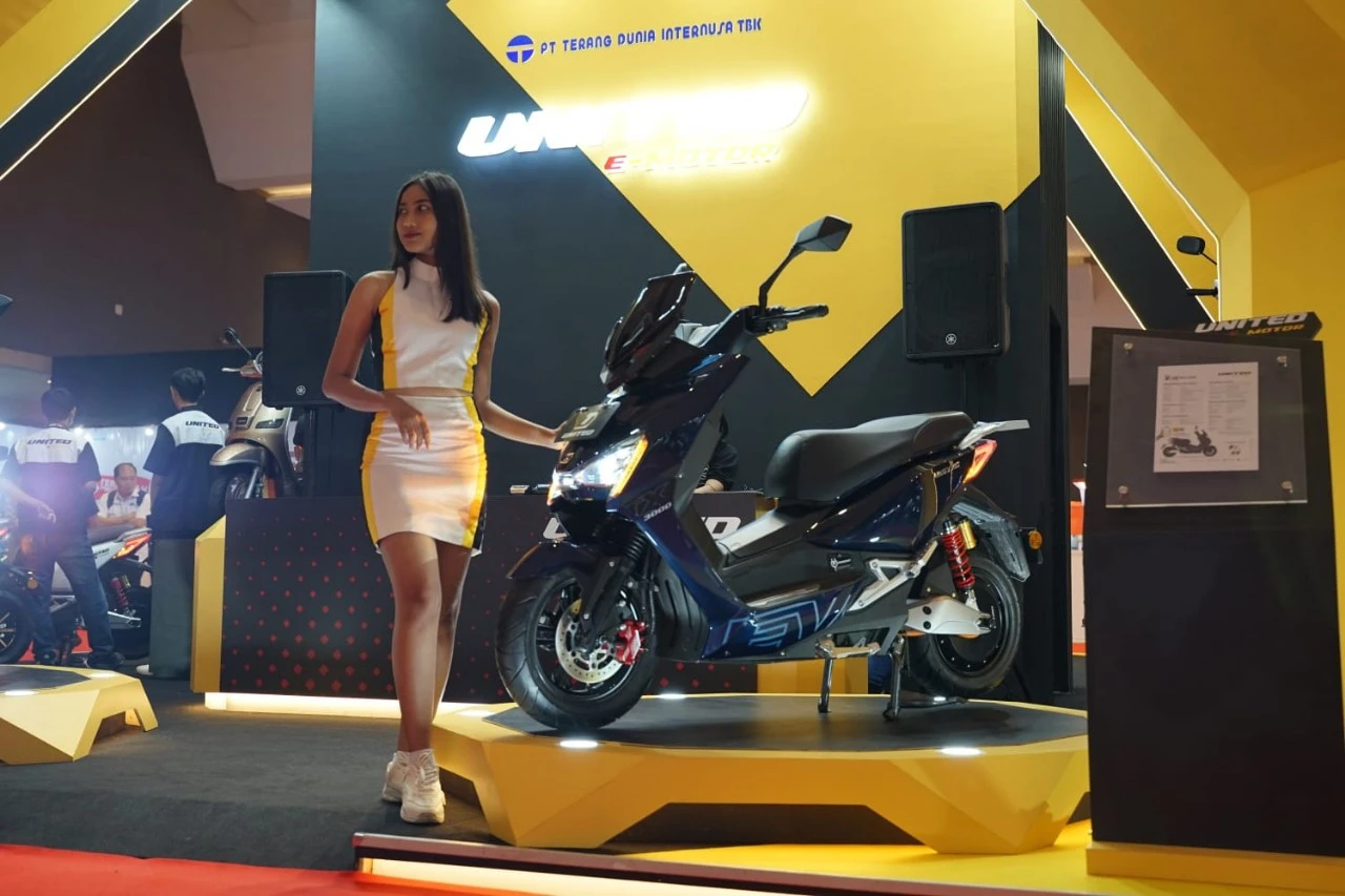 Hadir di IIMS Surabaya, United E-Motor Menghadirkan Promo dan Area Test Ride