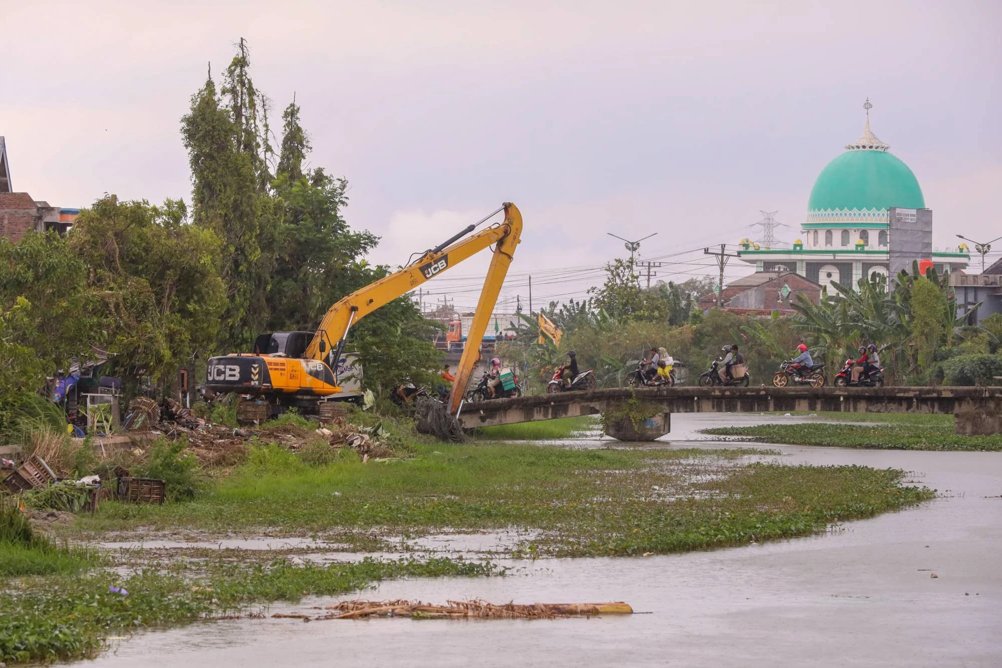 Ikhtiar Pemprov Jateng Mengatasi Banjir Rob di Demak, Taj Yasin Akan Ikut Istigasah