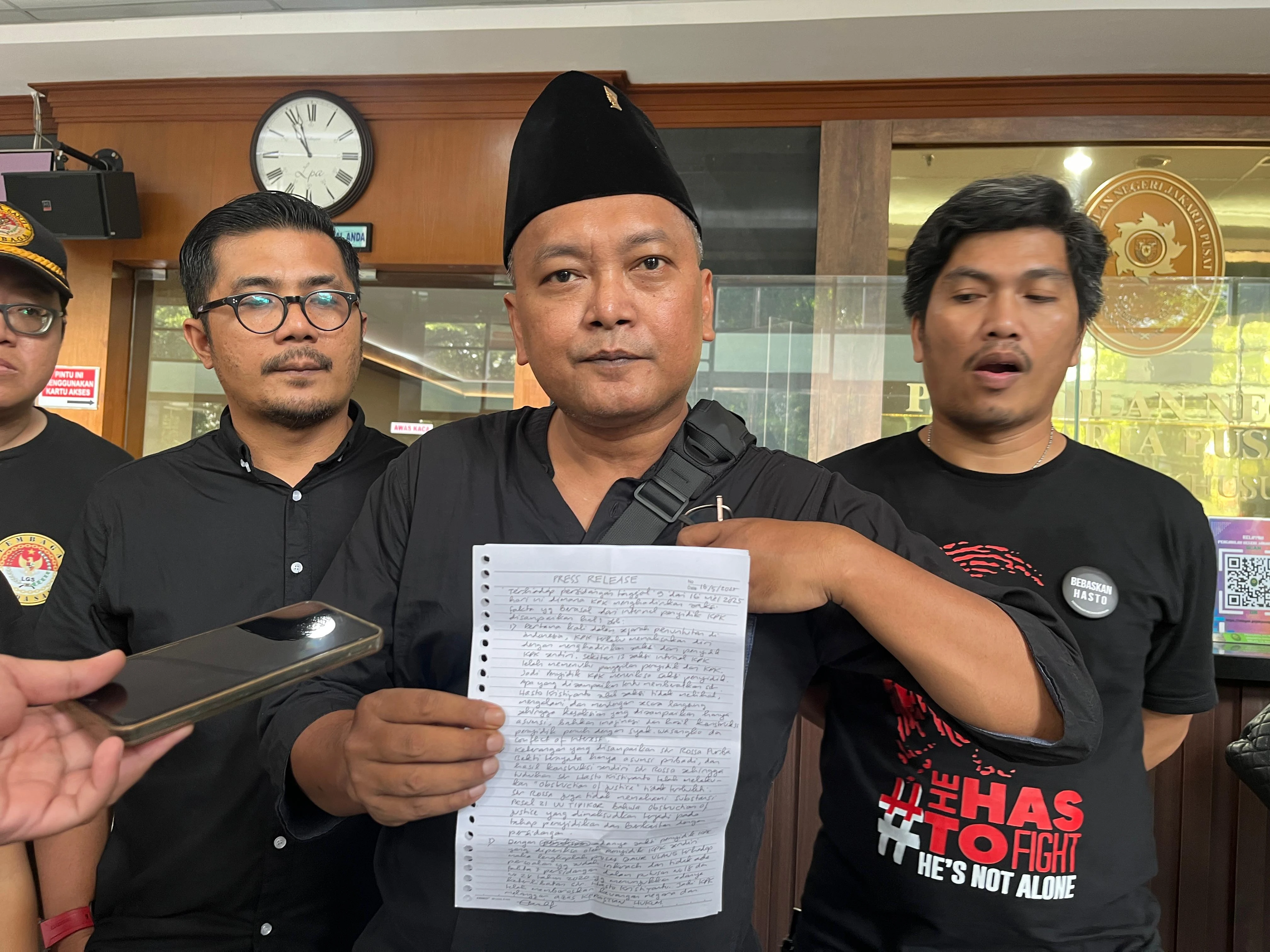 PDIP Sebut Kesaksian 13 Penyidik KPK dalam Sidang Hasto Asumtif