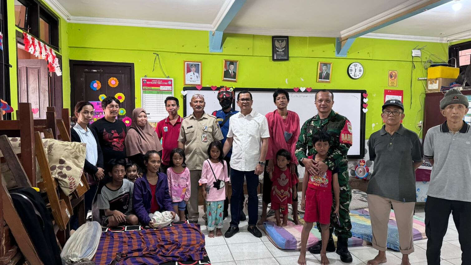 Legislator PKB Yusuf Kunjungi Korban Banjir Luapan Sungai Ciliwung di Pejaten Timur