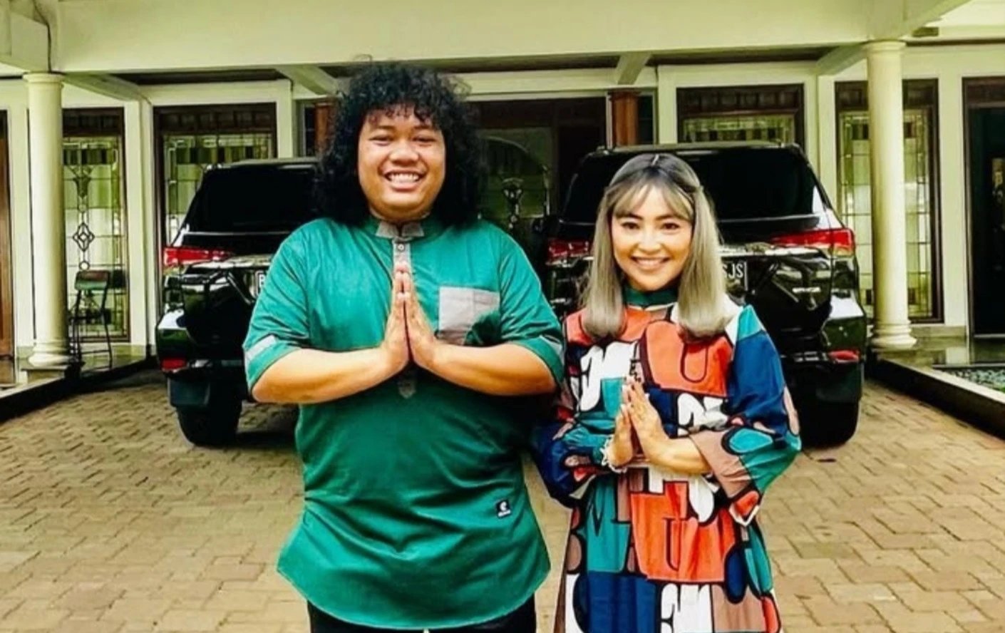 Meski Dalam Kondisi Sakit, Mpok Alpa Selalu Berusaha Menghibur