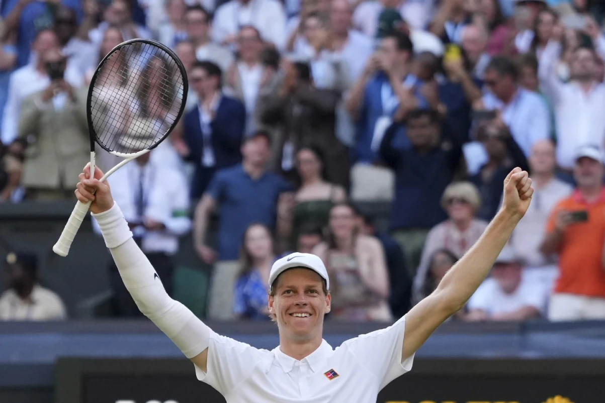 Final Wimbledon 2025: Jannik Sinner Butuh Waktu 184 Menit Mengalahkan Carlos Alcaraz