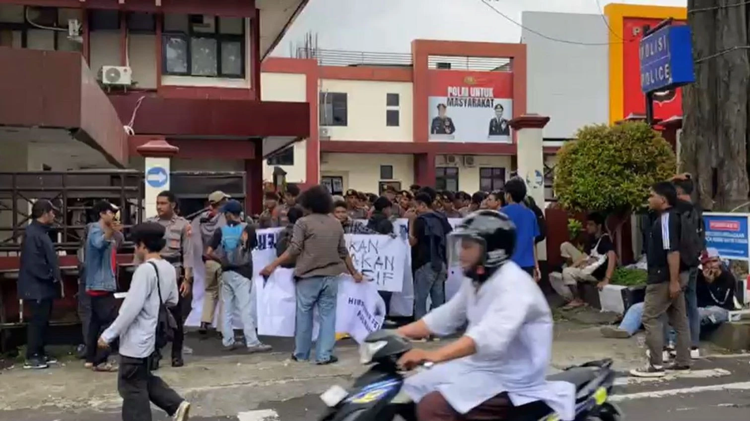 Buntut Aksi Demo Tolak Tambang di Halmahera Timur, 26 Masyarakat Adat Diamankan Polisi