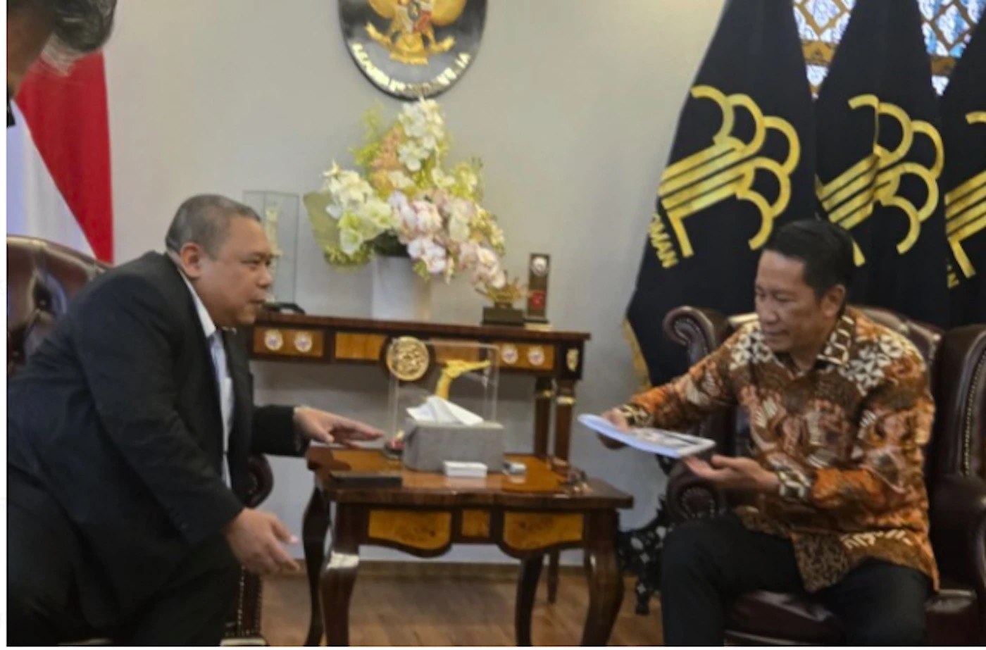 Terima SK Kemenkum, Ketum IKA PMII Fathan Subchi Instruksikan Jajaran Pengurusnya Segera Bekerja