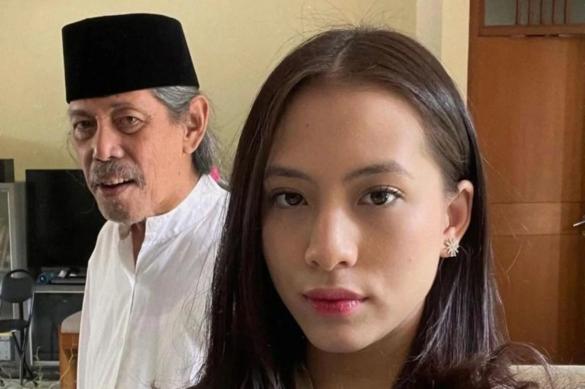 3 Berita Artis Terheboh: Acil Bimbo Meninggal, Pelaku Penjarahan Rumah Uya Kuya Ditangkap