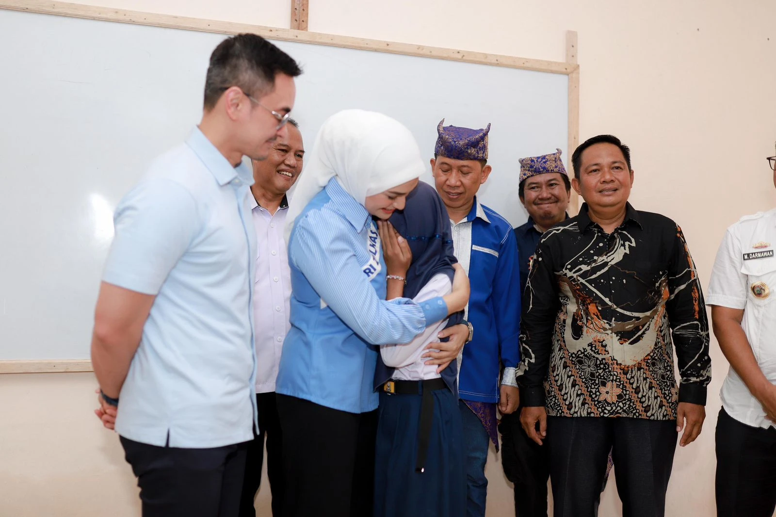 Putri Zulkifli Hasan Resmikan Renovasi Ruang Kelas SMP Muhammadiyah 1 Rajabasa