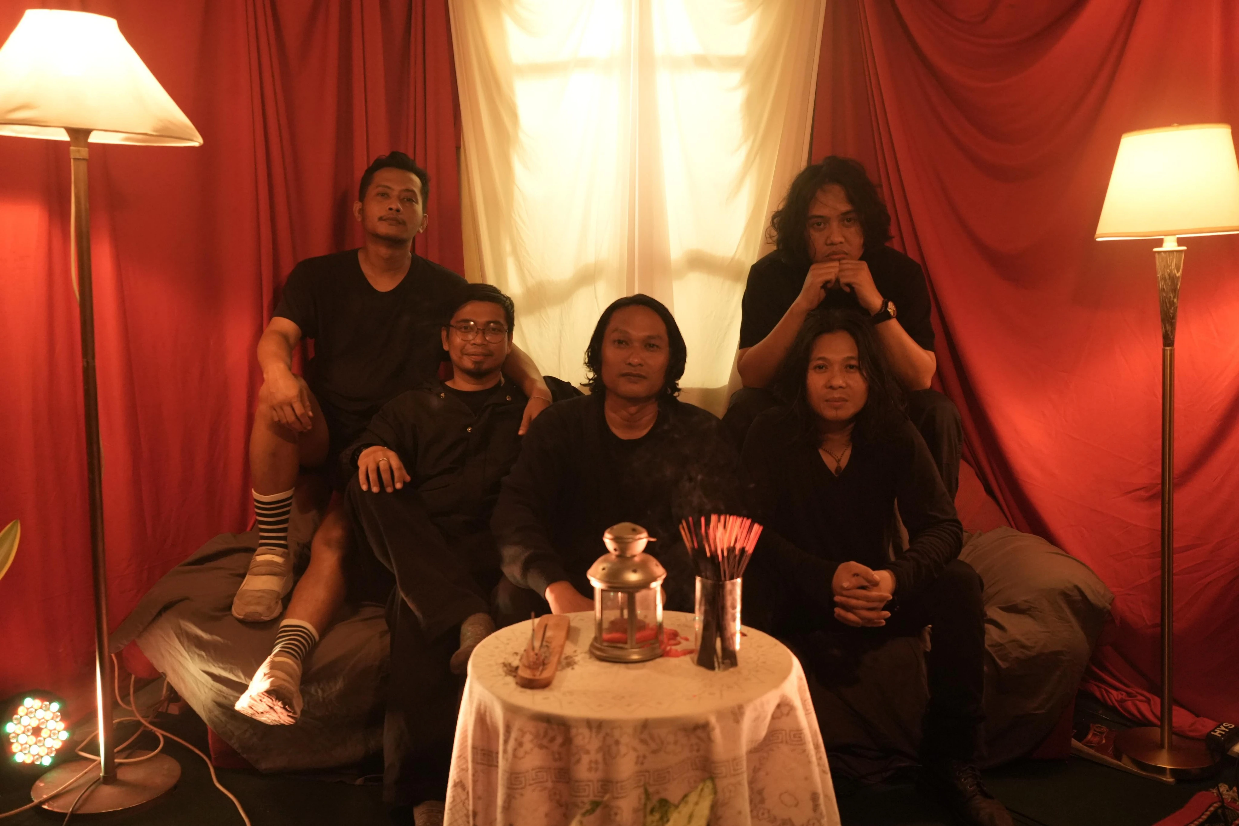 Under The Big Bright Yellow Sun Rilis Merdeka, Perjalanan Rohani Jalur Musikal