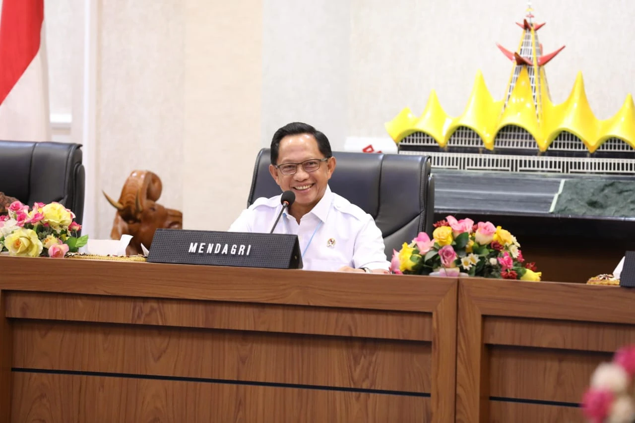 Jelang Mudik Lebaran, Mendagri Minta Pemda Segera Cek Kondisi Jalan dan Lakukan Perbaikan
