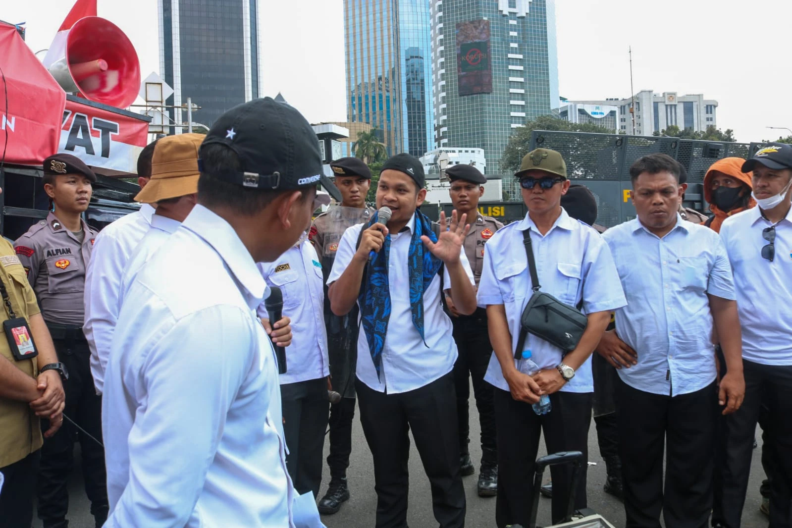Nasib Sisa Honorer Database BKN Belum Dibahas Komisi 2, Aliansi R2/R3 Surati DPR