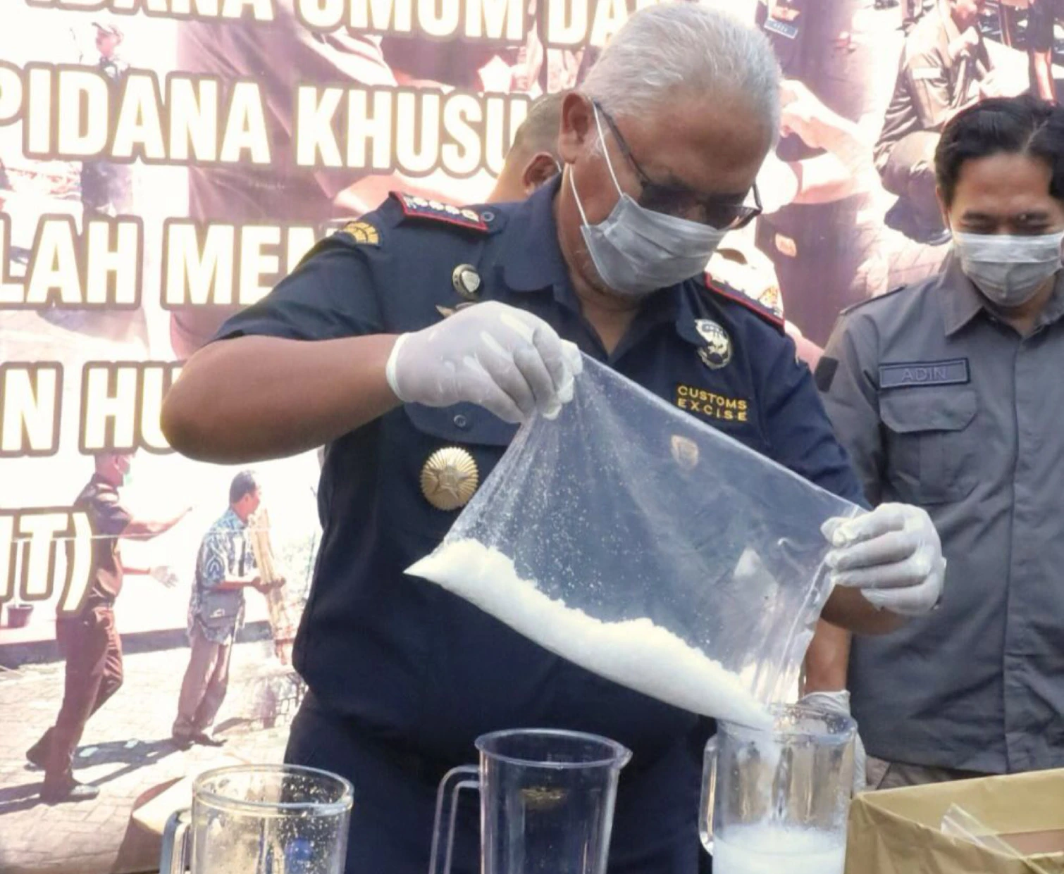 Bea Cukai & Kejari Kabupaten Pasuruan Musnahkan Sejumlah Barbuk, Ada 2 Kg Sabu-Sabu