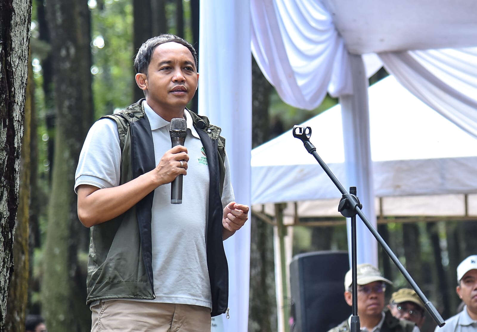 Sesuai Arahan Prabowo, Menhut Ajak Masyarakat Melestarikan Hutan