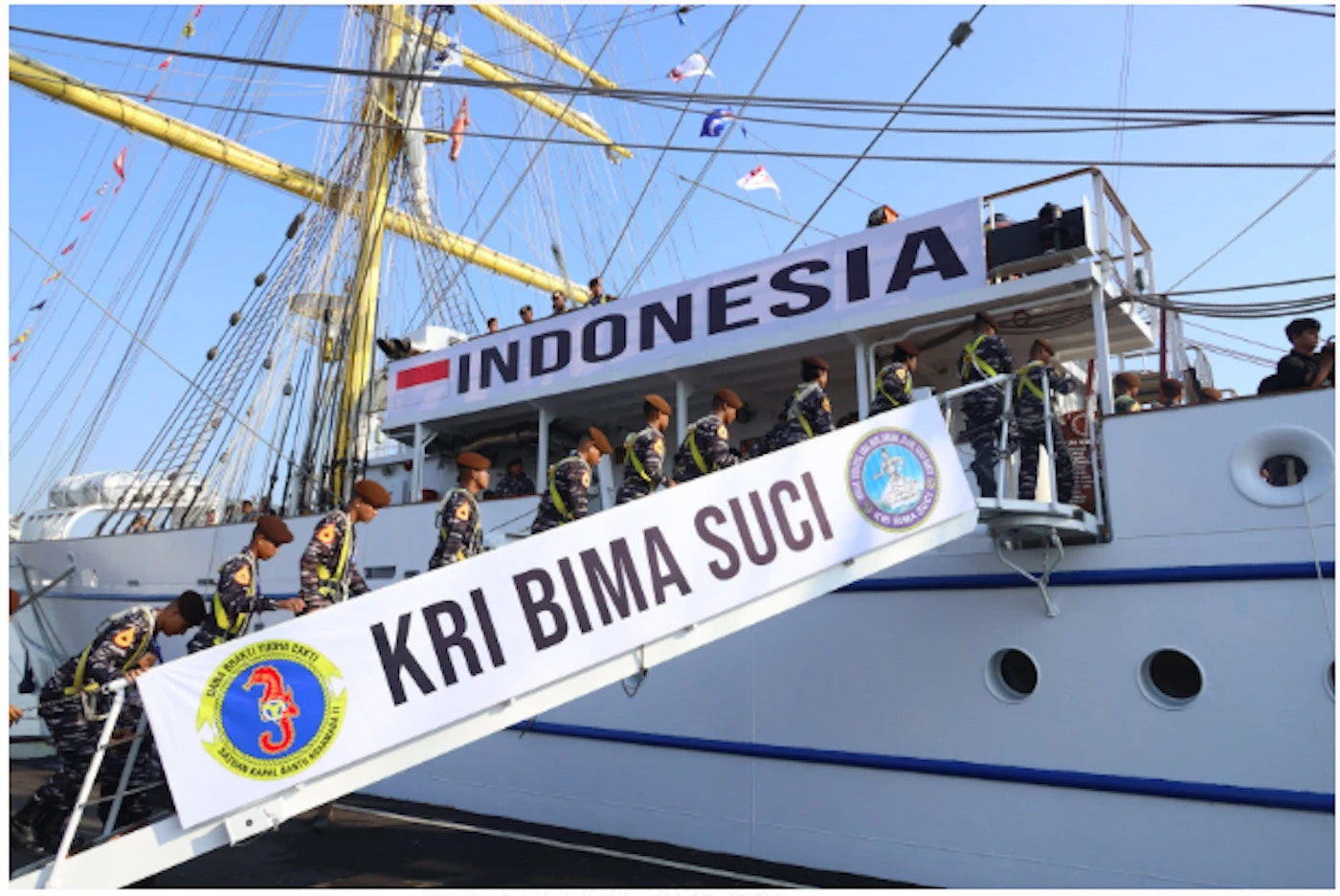 KRI Bima Suci Kapal Latih TNI AL Bersiap Arungi Samudera Demi Diplomasi Duta Bangsa