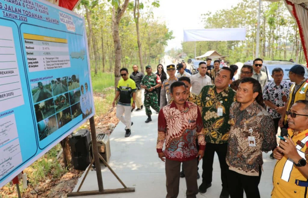 Gubernur Luthfi Minta Perbaikan Jalan Todanan-Ngawen Blora Dilakukan Cepat Tanpa Mengurangi Mutu