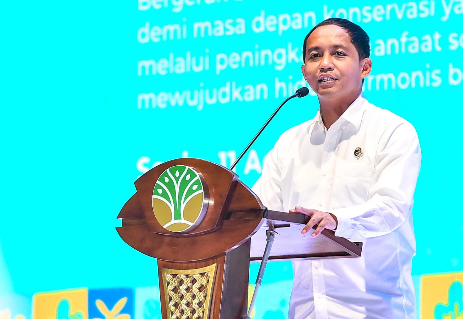 Raja Juli Minta Pejabat di Kemenhut Lebih Teliti dalam Membuat Kebijakan