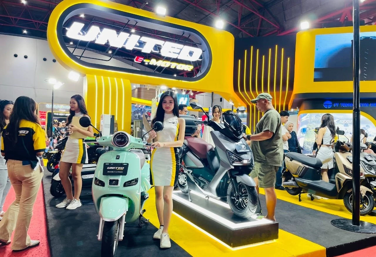 Motor Listrik United E-Motor Tebar Diskon Besar-besaran di Jakarta Fair 2025