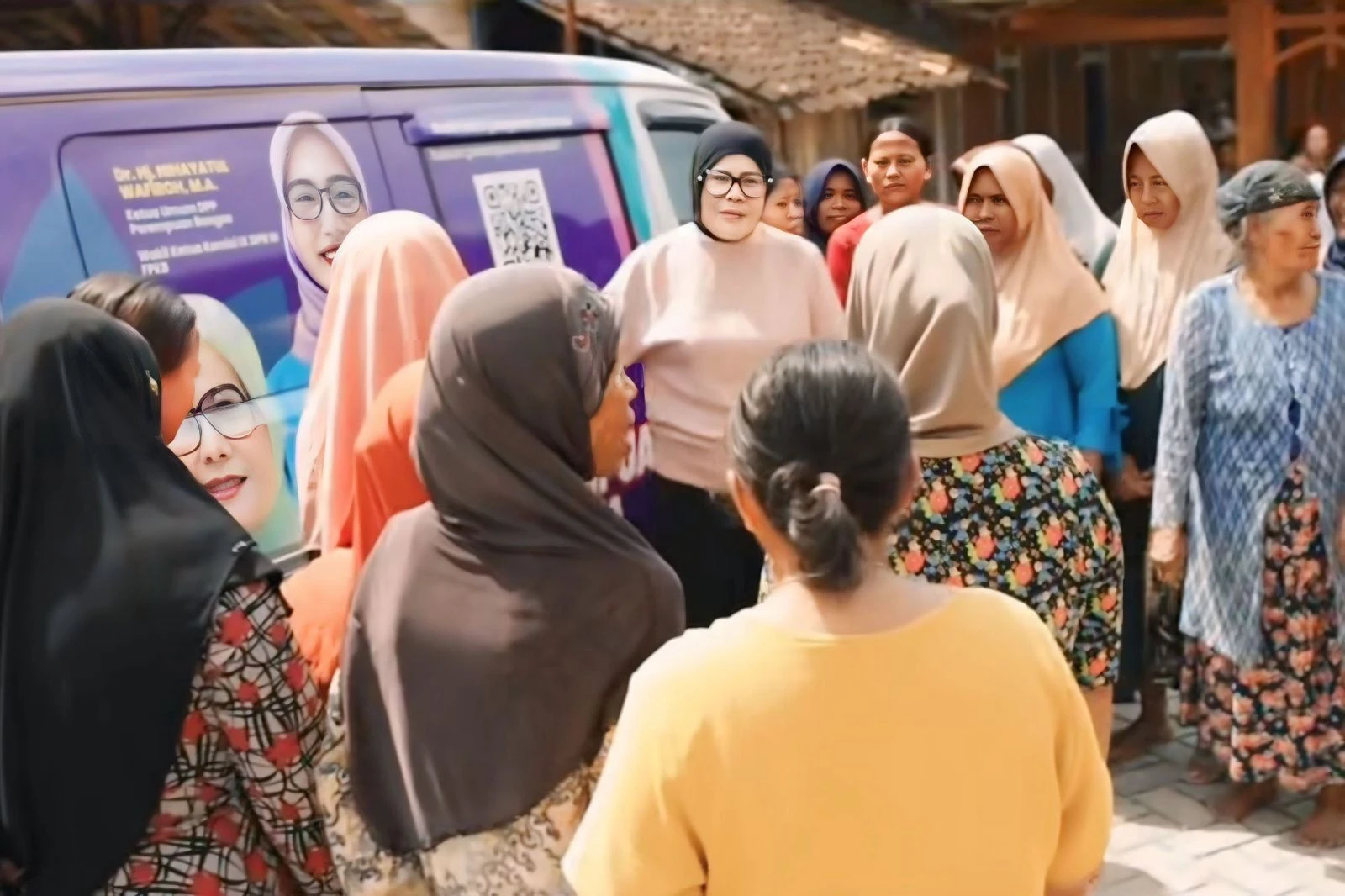 Melalui Mobil Advokasi, Perempuan Bangsa Berupaya Memberikan Layanan Hukum