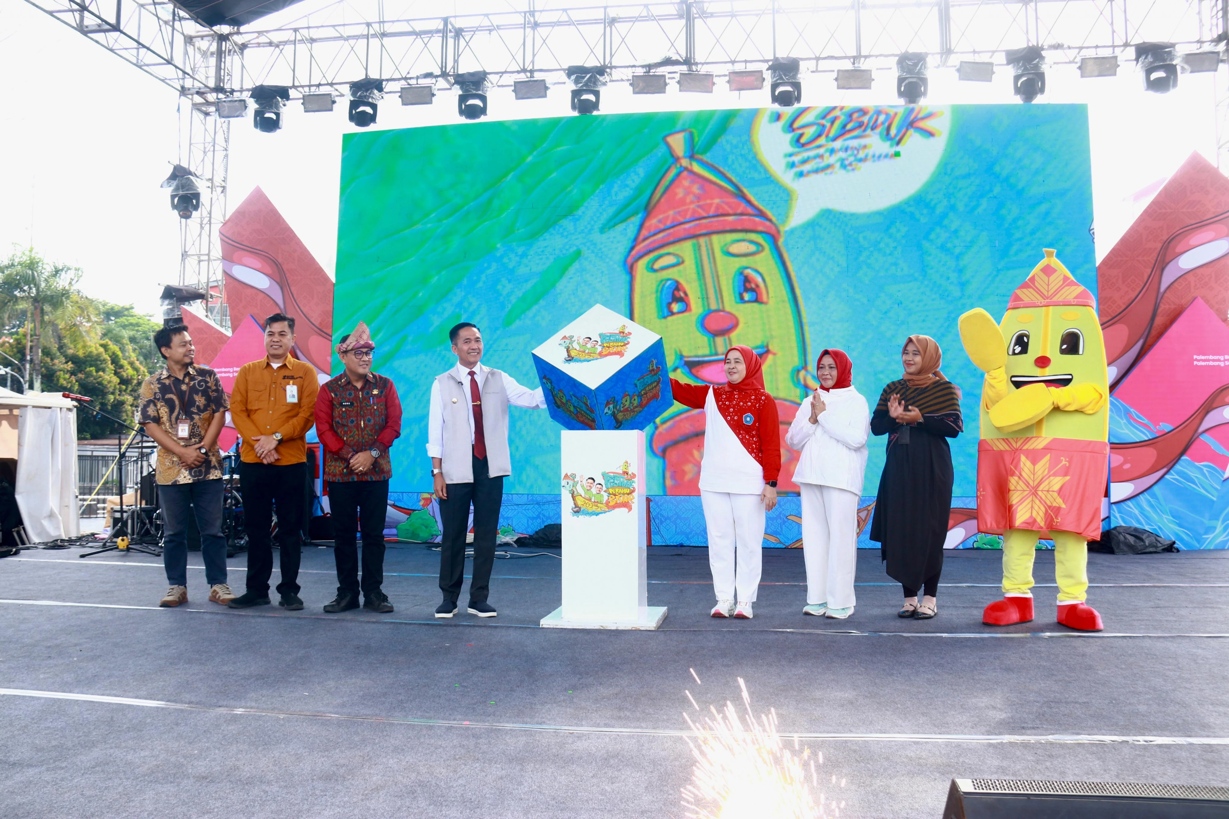 Wali Kota Palembang Targetkan Puluhan Ribu Pengunjung Hadiri Festival Perahu Bidar 2025