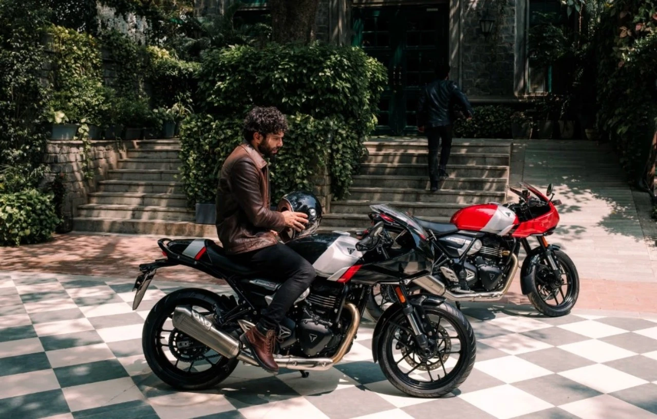 Triumph Thruxton 400, Cafe Racer Mesin Menengah