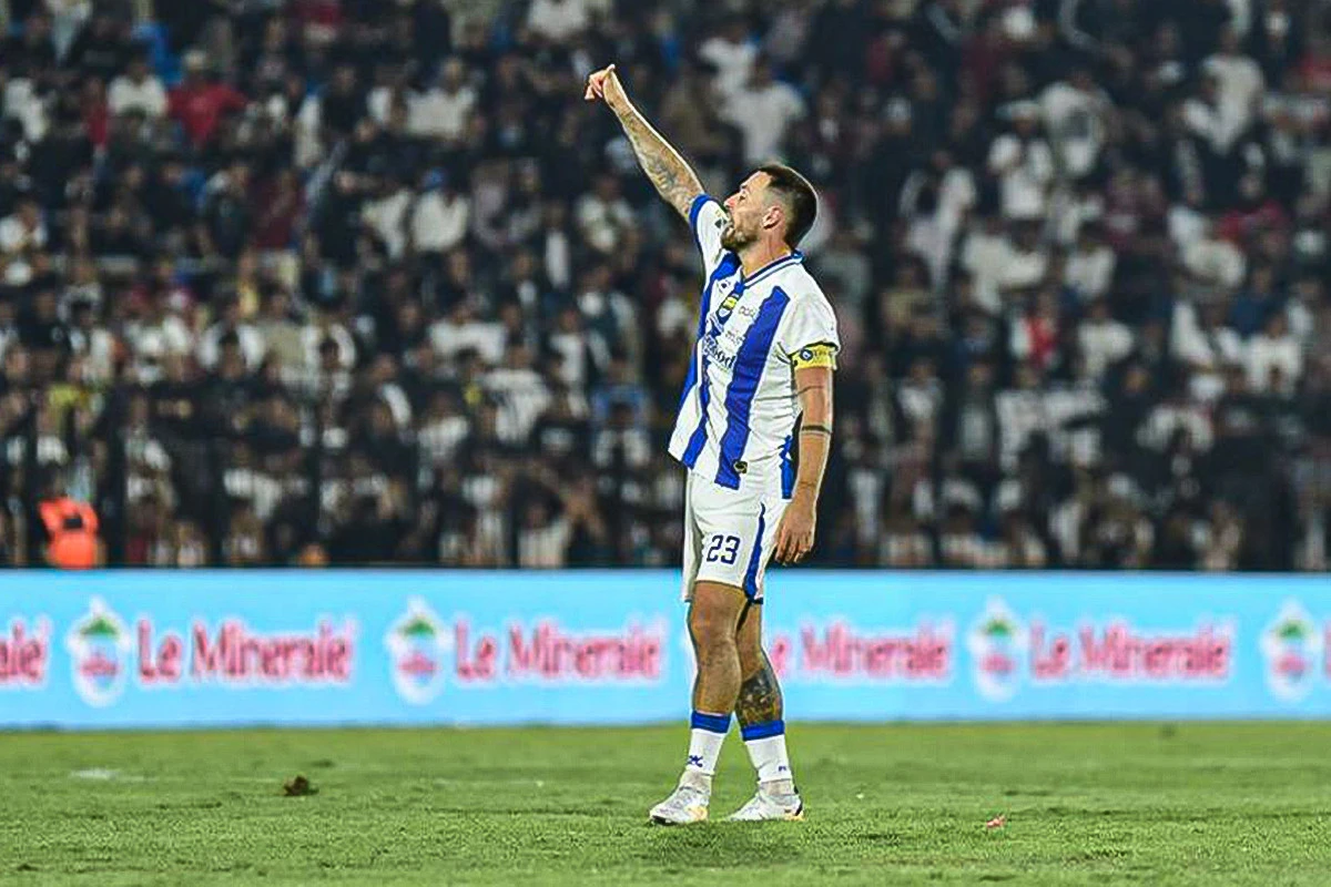 Marc Klok Buka Suara, Persib Bandung Siap Tunjukkan Sesuatu saat Menjamu Borneo FC