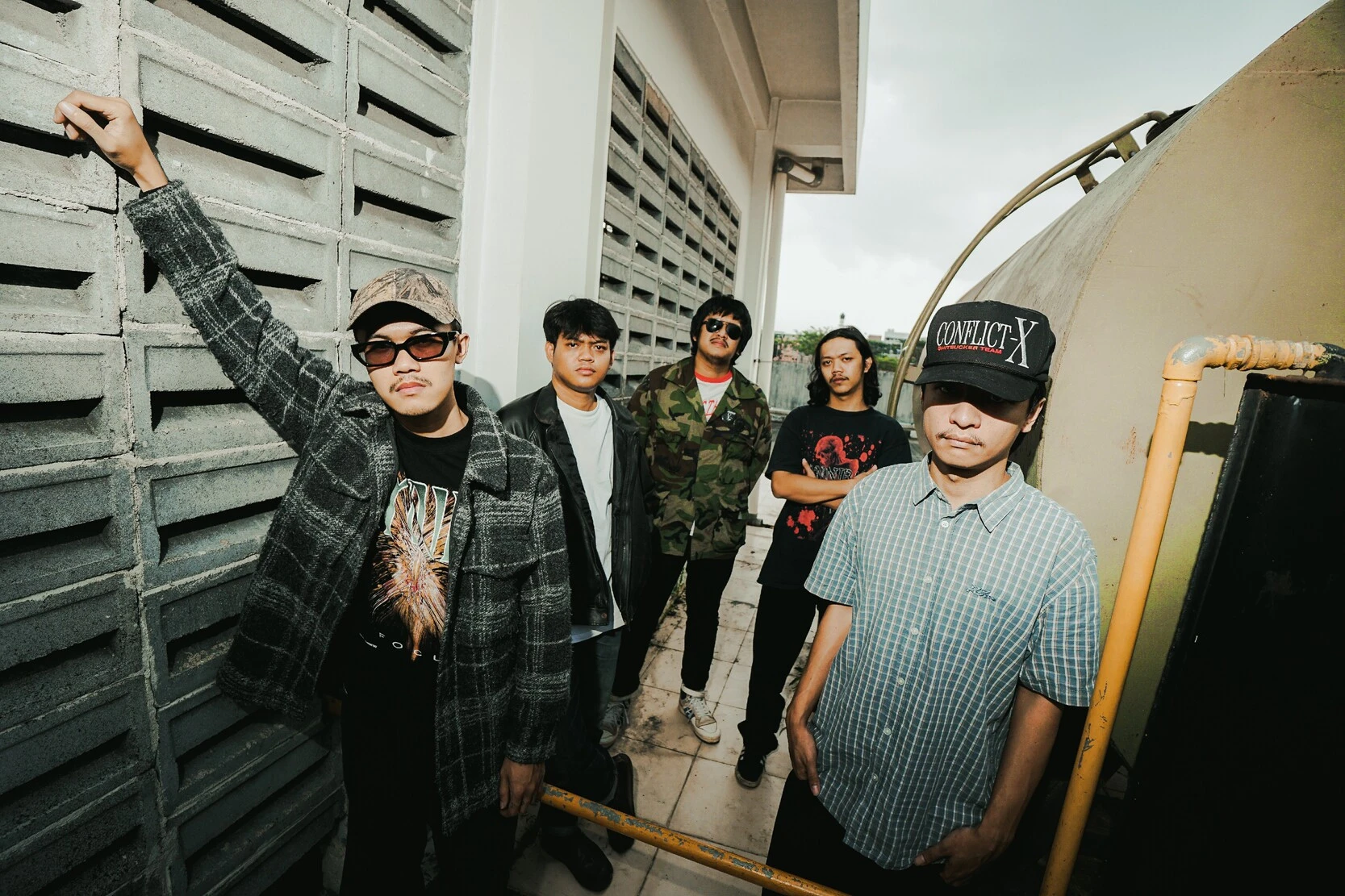 Setelah Tampil di Bangkok, Dazzle Melepas A Void Within