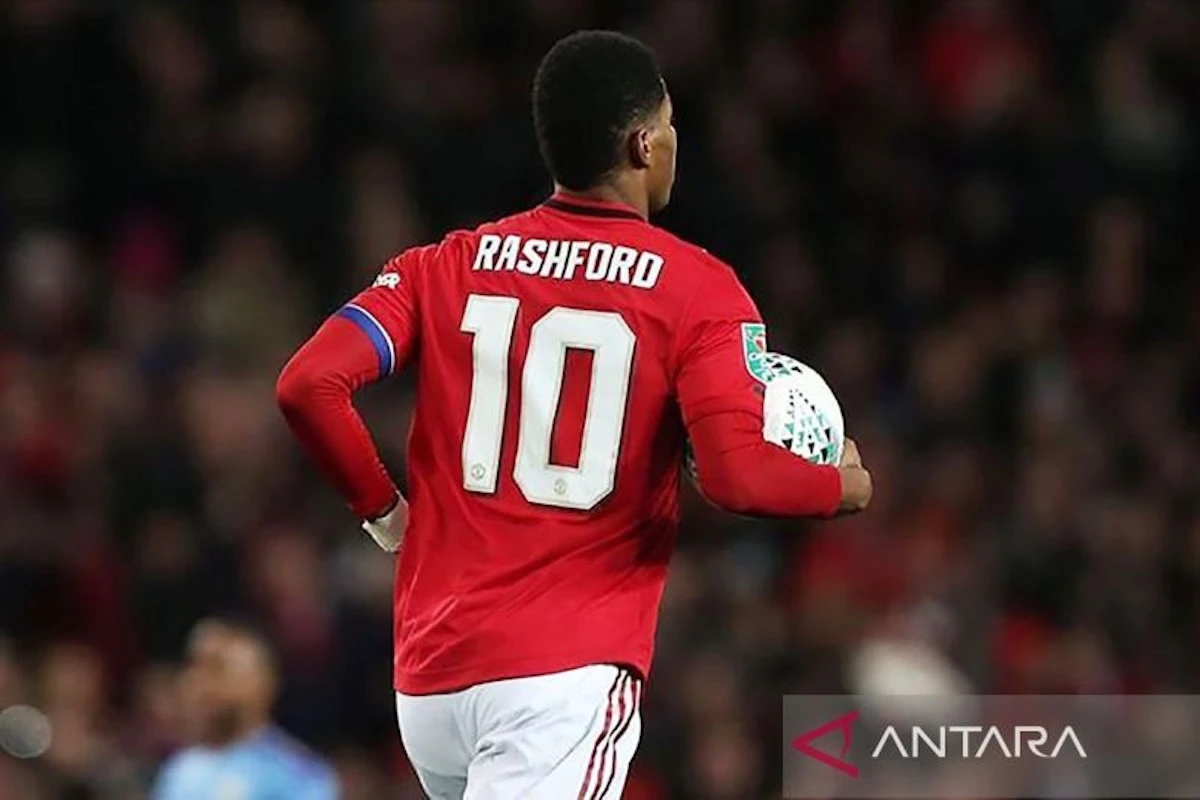 Barcelona Pengin Pinjam Marcus Rashford dari MU