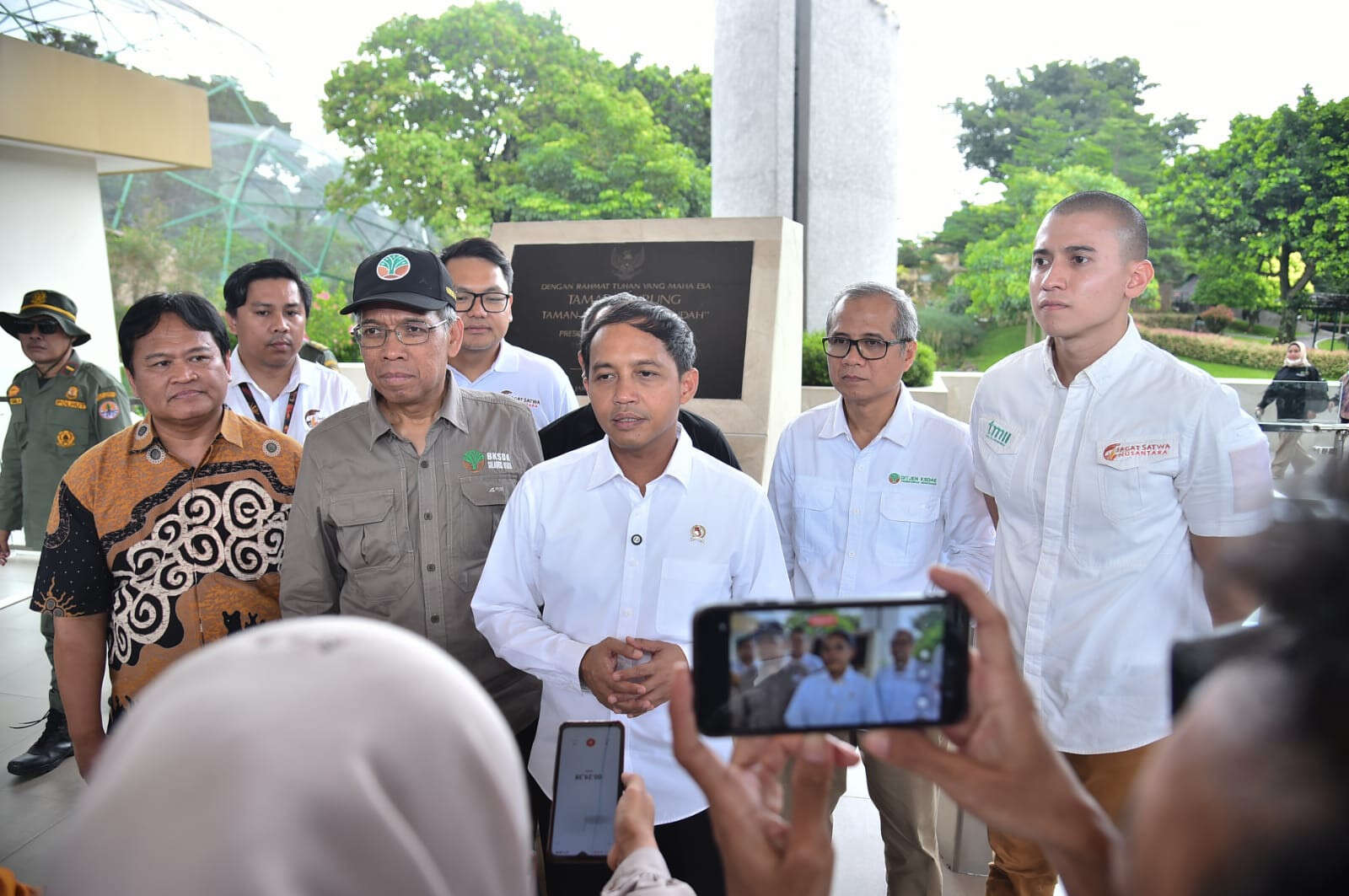 Menhut Pastikan Keselamatan Warga Saat Libur Lebaran