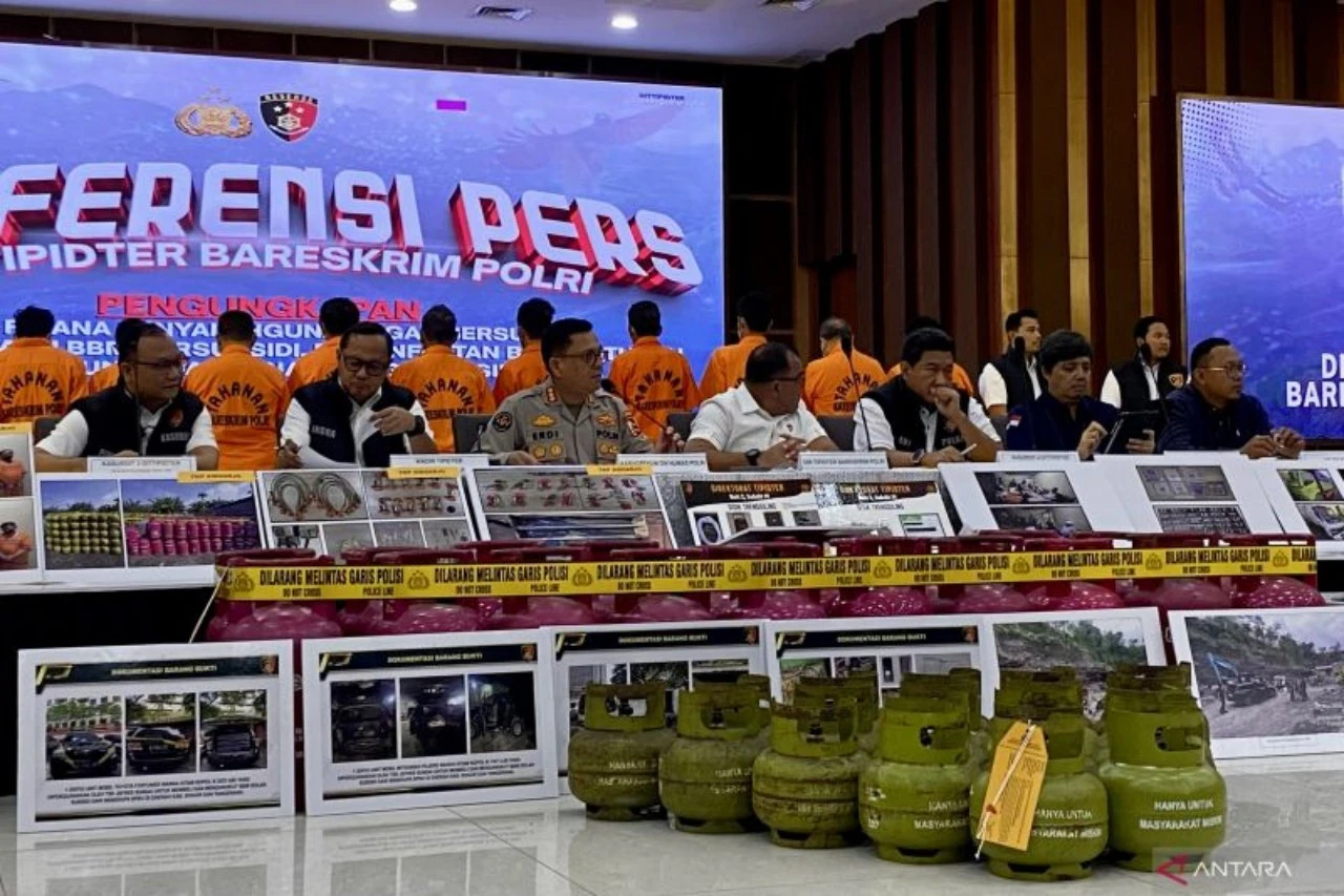 Bareskrim Ungkap Kasus Penyalahgunaan BBM Bersubsidi di 4 Daerah