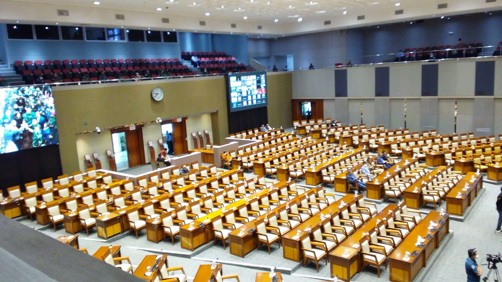 Sah! Rapat Paripurna DPR RI Setujui Naturalisasi 3 Calon Pemain Timnas Indonesia