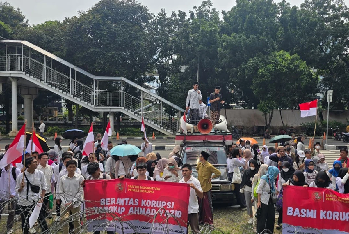 Demo di Kejagung dan KPK, Massa Minta Usut Tuntas Dugaan Korupsi Gus Yazid