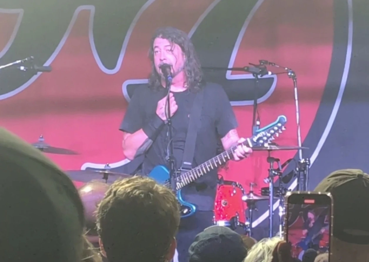 Rekomendasi Transportasi Umum Menuju Lokasi Konser Foo Fighters