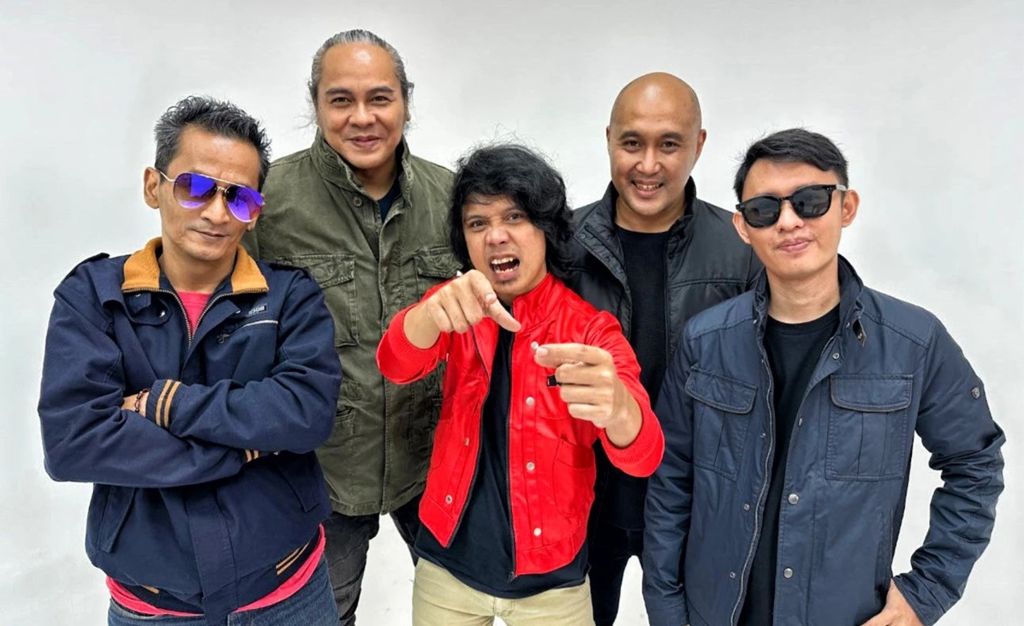 Rocker Kasarunk Ungkap Makna Lagu Aku Sedang Tak Percaya Diri