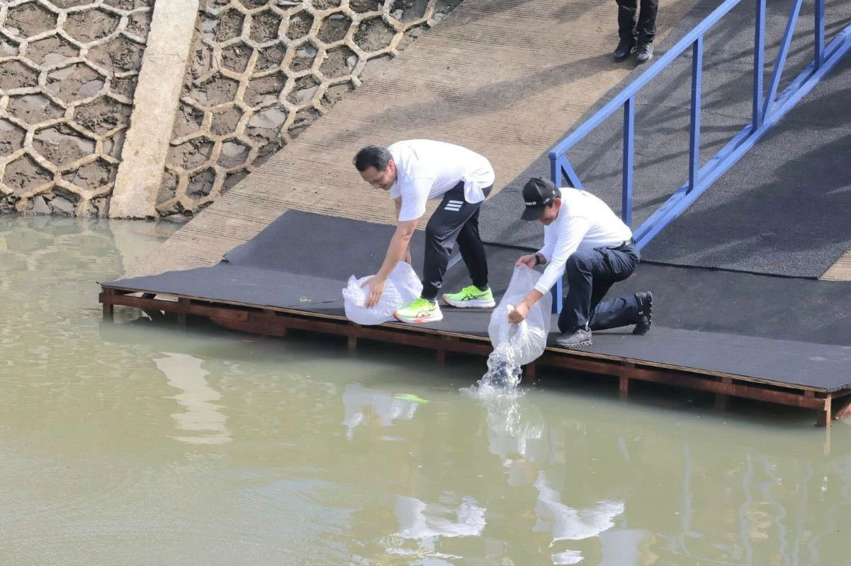 Komitmen Jaga Kelestarian Lingkungan, MIND ID Dukung Konservasi Sungai Cipinang