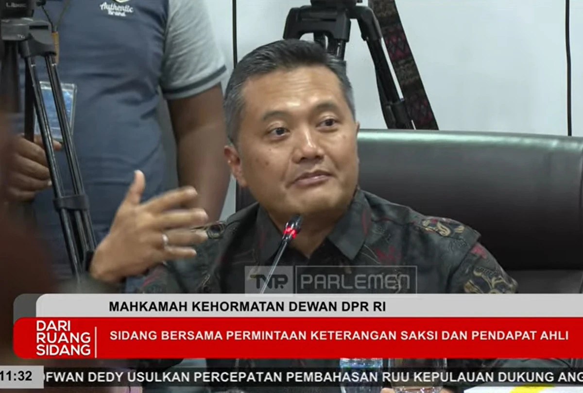 Saksi Ahli Melihat Ada Penggiringan Opini oleh Akun Anonim di Balik Isu Pembubaran DPR