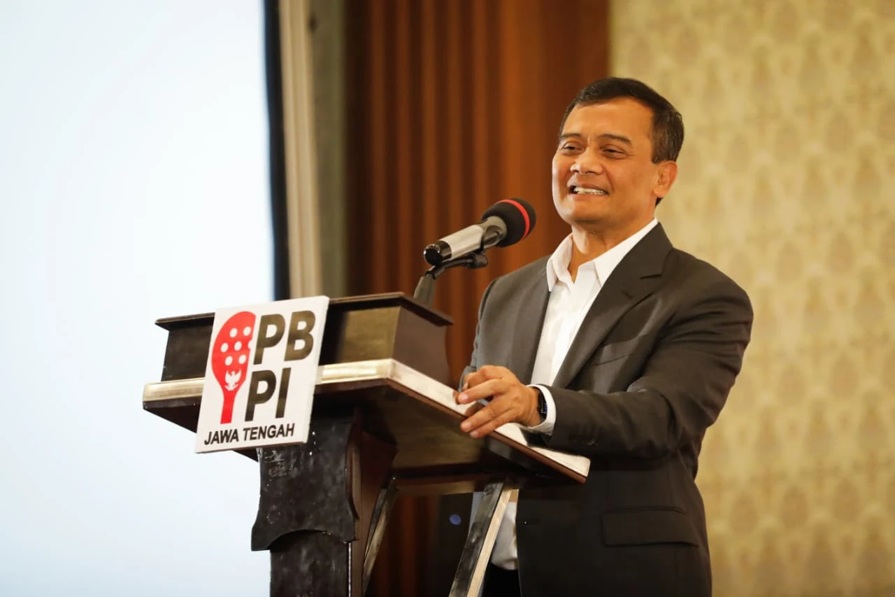 Olahraga Padel Kian Diminati, Gubernur Ahmad Luthfi Didapuk Jadi Dewan Pelindung PBPI Jateng