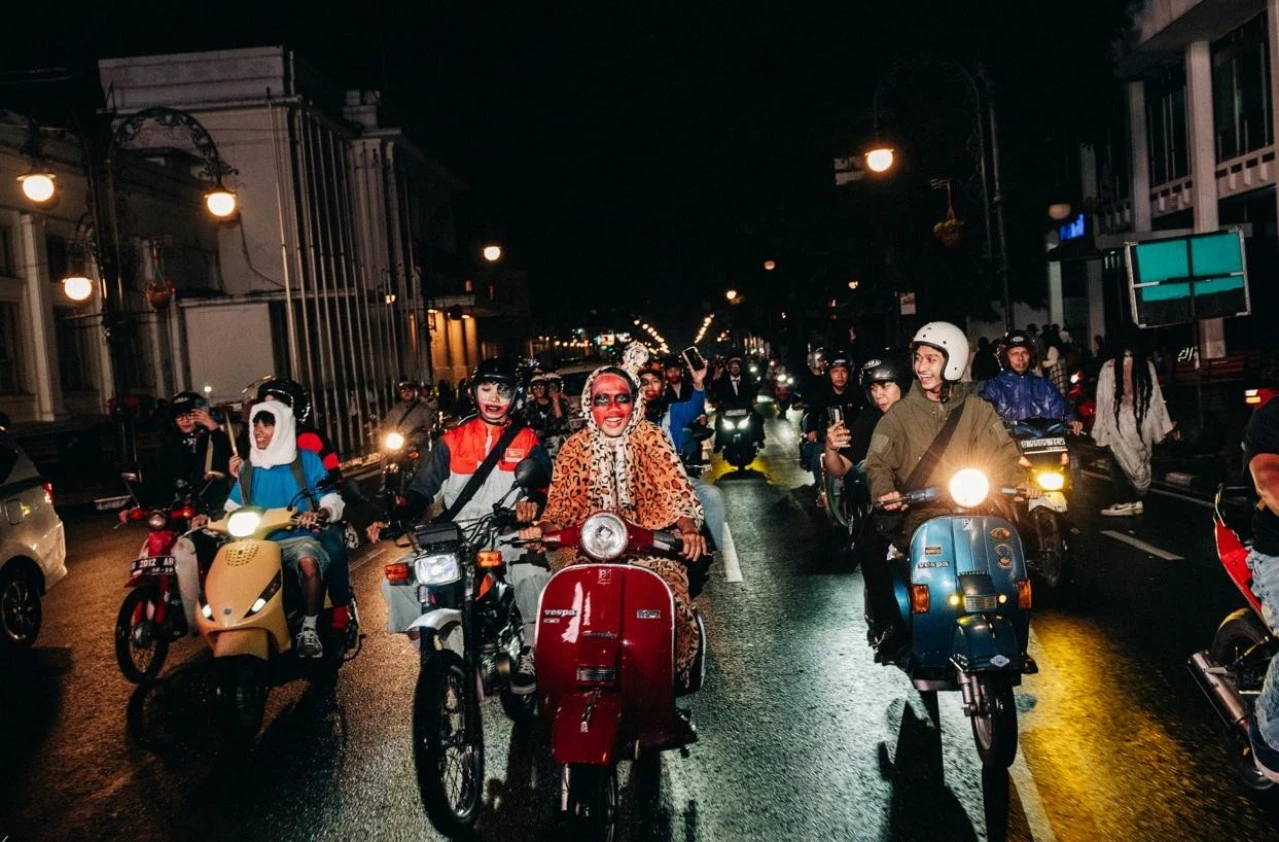 Halloween Versi Bikers: IPONE dan Komunitas Gelar Riding Merinding 2025